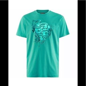 - Kappa T-shirt